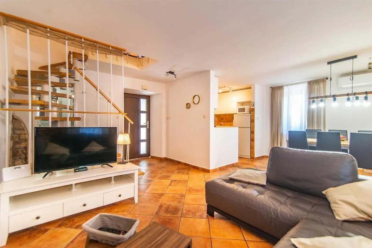 Villa Giovanna By Kompas Villas Rakalj